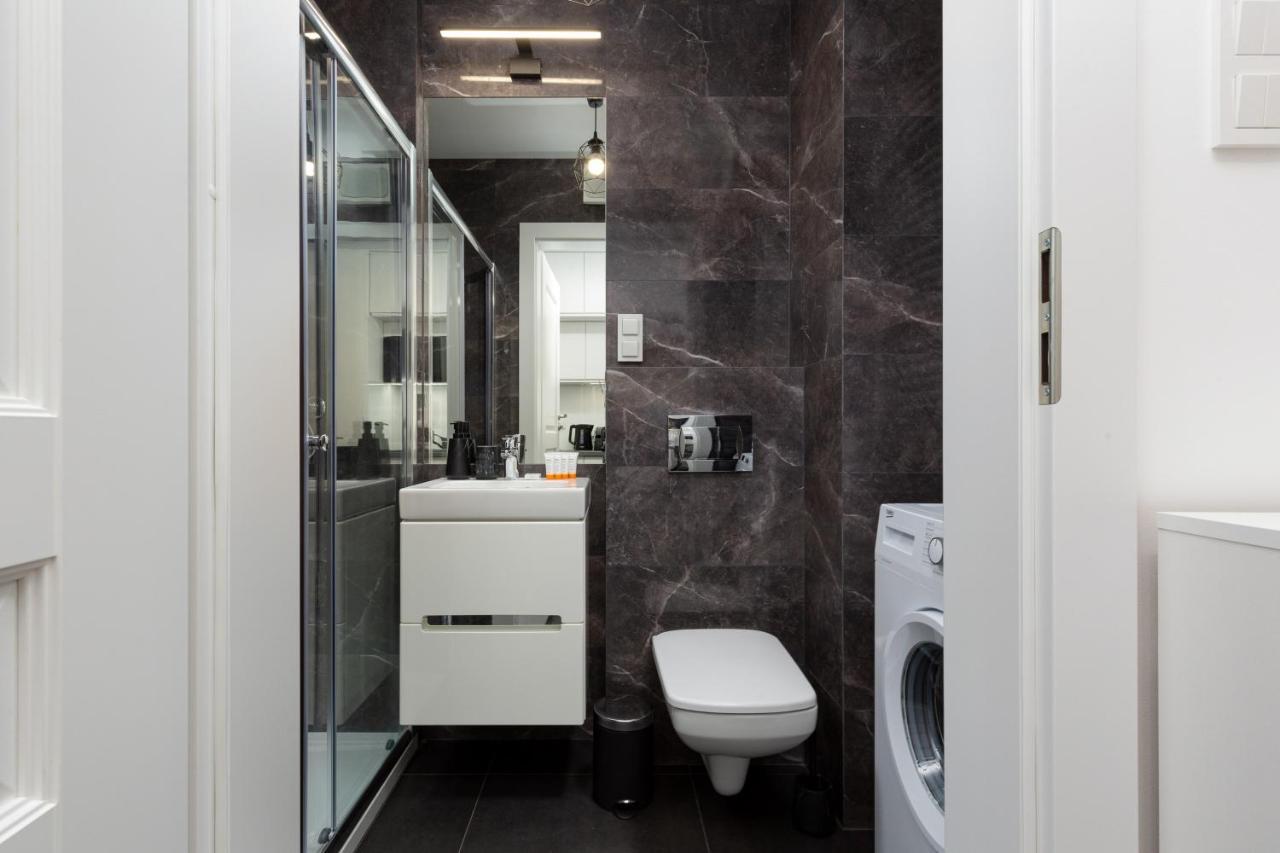 Elegancki Apartment Z Parkingiem By Noclegi Renters ワルシャワ エクステリア 写真